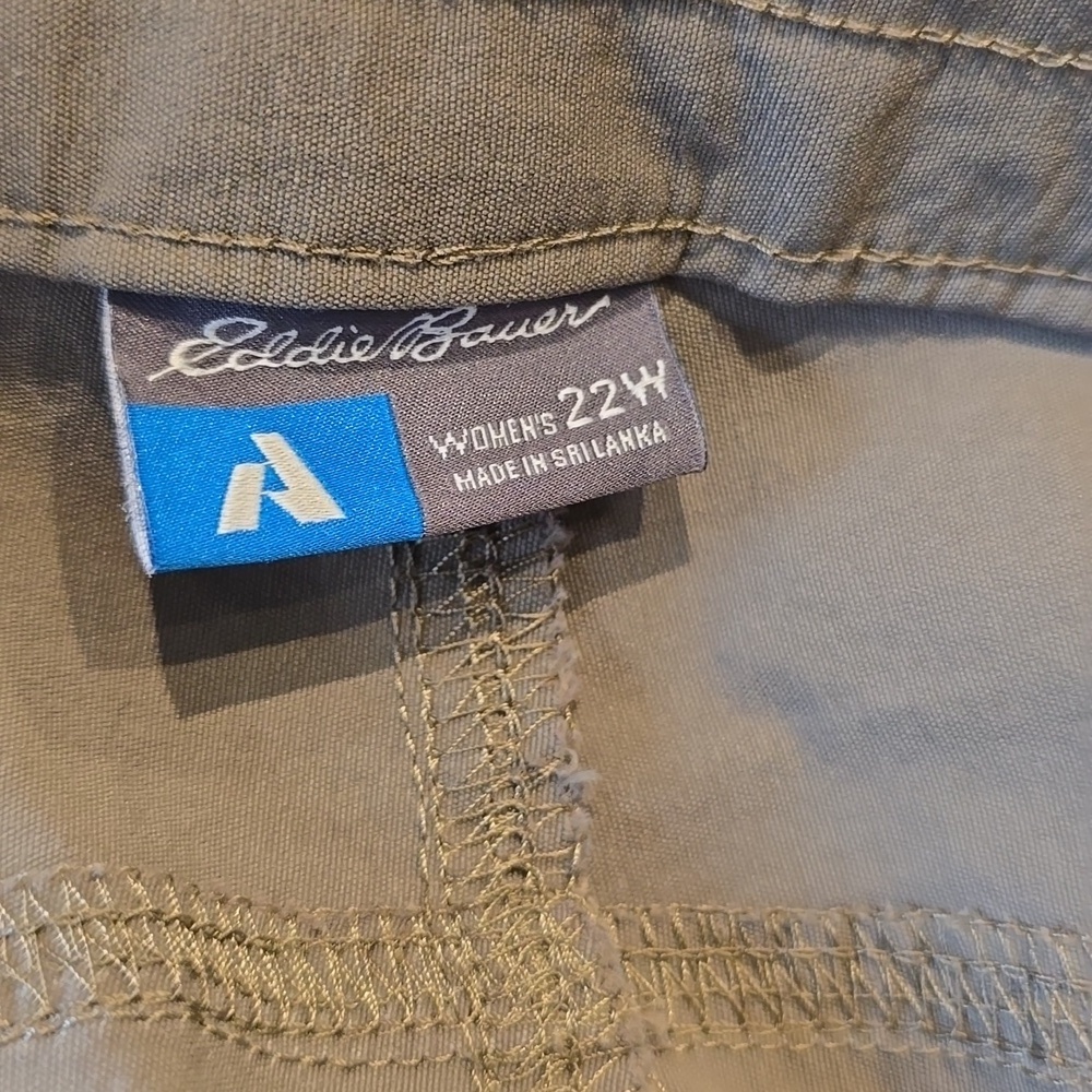 Eddie Bauer - 22 W, Women's Guide Pro Pants, Nylon Outdoor Hiking in Slate Green - Picture 7 of 16